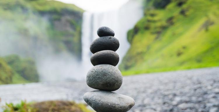 stones Rocks on top of eachother